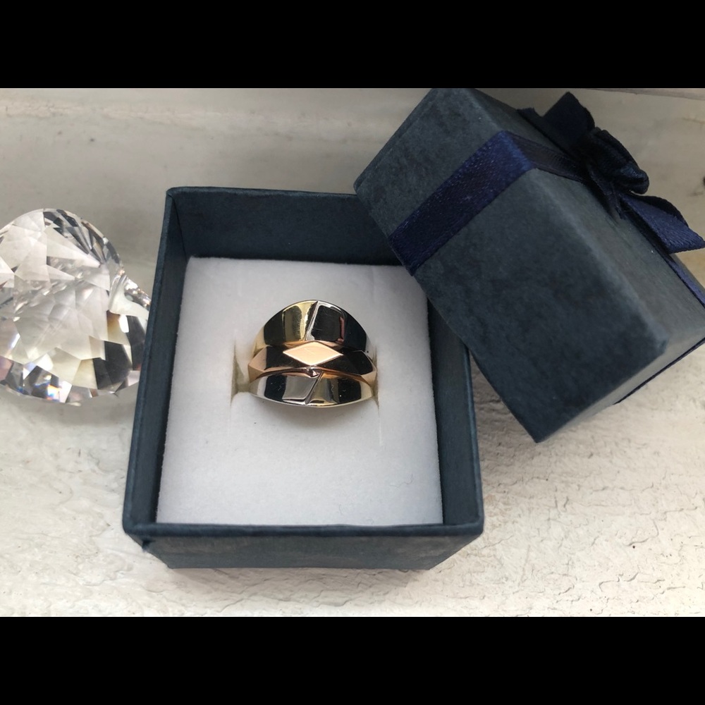 NEW Trio color size 8 ring ! 14K